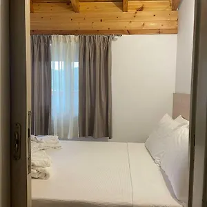Milos Appartamento Himare